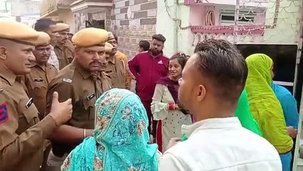 शाहरुख खान मुम्बई से गिरफ्तार, सलमान की तलाश जारी, देखें वीडियो