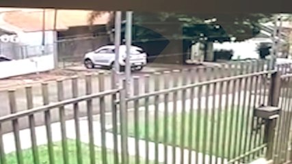 Câmera flagra trio rendendo vítimas e fugindo com Sportage no Tropical