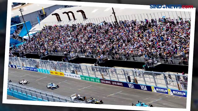 Para Penonton Formula E Rasakan Sensasi Balapan di Atas Sirkuit Ancol