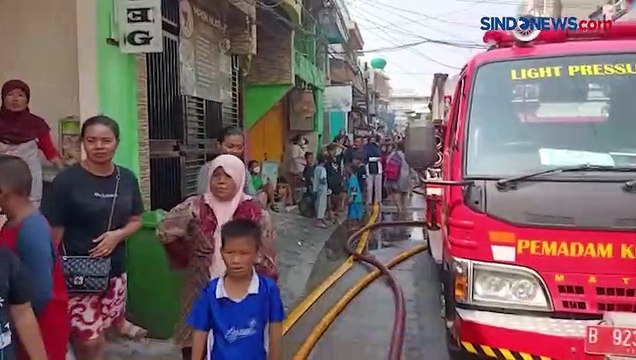 Kebakaran Hebat di Permukiman Padat Penduduk Papanggo, 16 Unit Damkar Dikerahkan