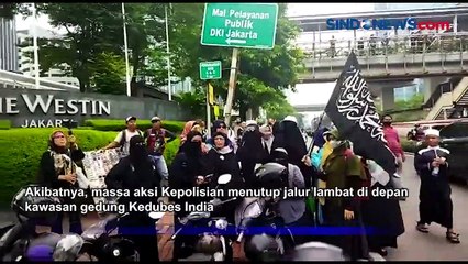Massa Aksi 1706 Berdatangan ke Kedubes India, Polisi Alihkan Pengendara ke Jalur Cepat