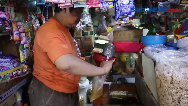 Mendag Zulhas Sidak Pasar Kosambi, Pastikan Stok Migor Curah Melimpah