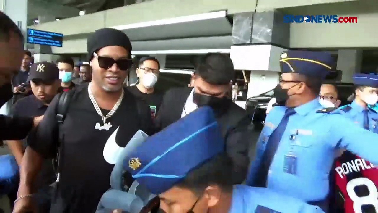 Ronaldinho Datang ke Indonesia Bela Rans Nusantara FC