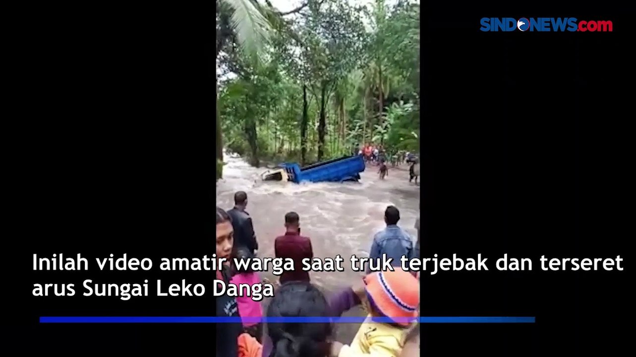 Viral Truk Terseret Arus Sungai Leko Danga di Ngada NTT