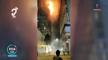 Rascacielos se incendia en Hong Kong