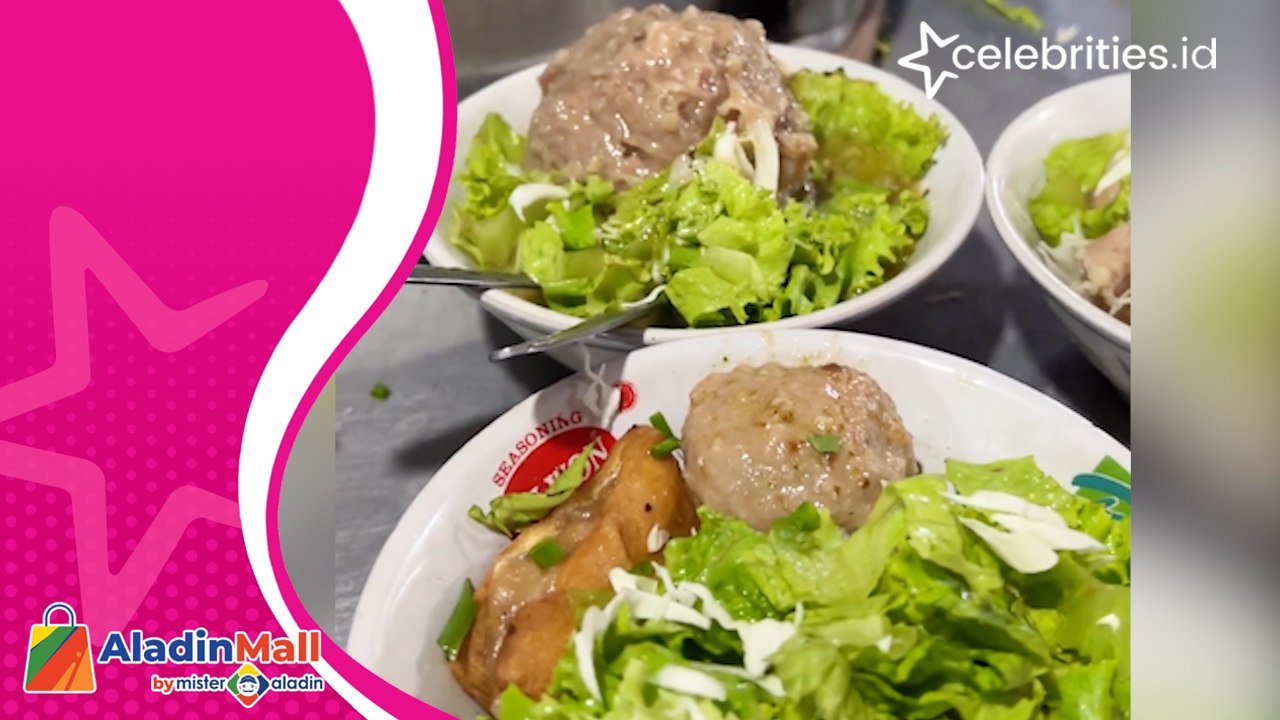 Lezatnya Bakso Cak Pitung yang Laris Manis