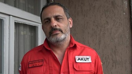 'KIZININ ELİNİ TUTAN BABA, GÖZÜMÜZÜN ÖNÜNDE'