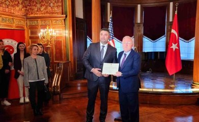 Türkiye'nin Washington Büyükelçiliğinde deprem gönüllülerine teşekkür töreni