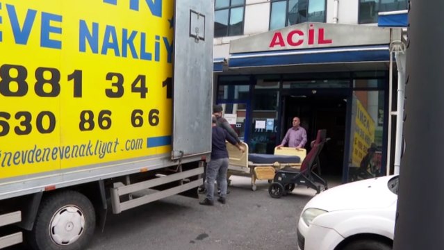 Kağıthane Devlet Hastanesi'nde tahliye çalışmaları devam ediyor