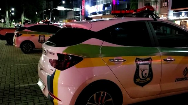 Operação de trânsito apreende veículos irregulares e autua condutores embriagados