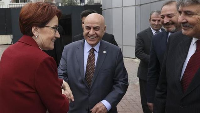 Meral Akşener'i Kılıçdaroğlu aday olmasın diyen Cihan Paçacı karşıladı