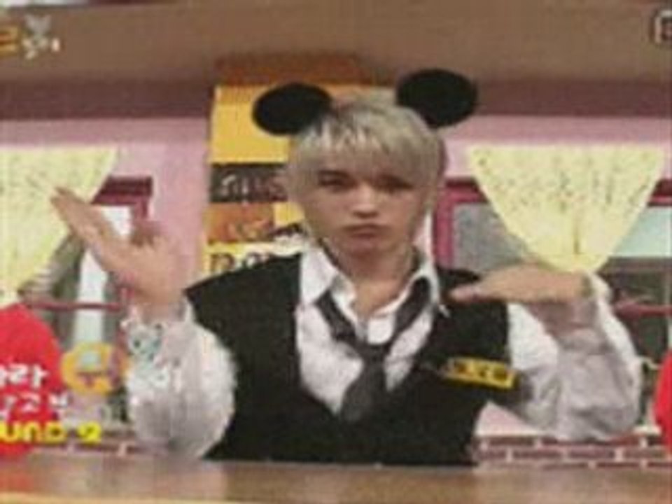 vive les caramelldansen moi j'dis XD