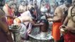 Virat, Anushka offer prayers at Mahakaleshwar Temple in Ujjain