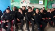 Dejan en libertad a los 78 policías y 6 trabajadores retenidos en el sur de Colombia