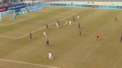 '두 경기 연속 멀티골' 포항, 2연승으로 K리그1 선두 / YTN