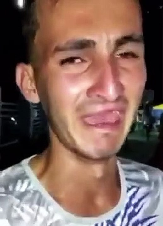 Reencontra o seu cão 4 meses depois num cortejo de Carnaval no Brasil