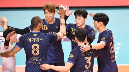 '아가메즈 26점' 우리카드, 한국전력 꺾고 3위 굳히기 / YTN