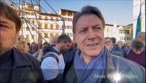 Firenze, il fitto dialogo Conte-Schlein sotto al palco della manifestazione