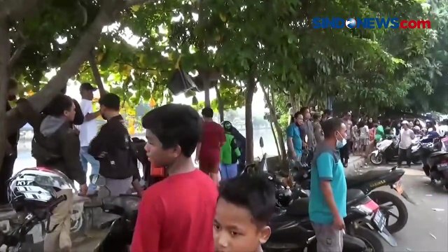 Seorang Pria Tewas Tercebur Kali, Sang Istri menangis Histeris