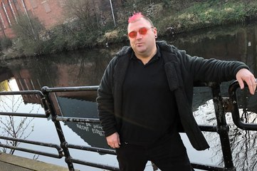 'Lovely' and 'kind' M1 crash victim's ashes to be launched into space