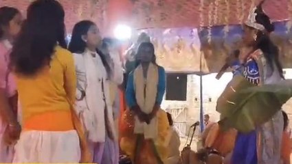 पूर्णिया: राधा नगर गांव में राधा कृष्ण पदावली महोत्सव शुरू, होली के अवसर पर होता है कार्यक्रम