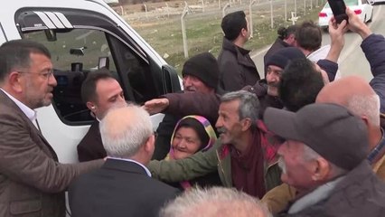 Malatyalı Depremzededen Kılıçdaroğlu'na: "Muhalefetten Hep Fayda Gördük. İktidar Partileri de Geldi Burada, Şak Şak Fotoğraf Çekinip Gittiler.