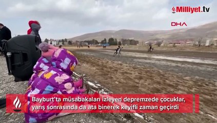 Bayburt'ta depremzede çocuklar cirit yarışı izledi, atlara bindi