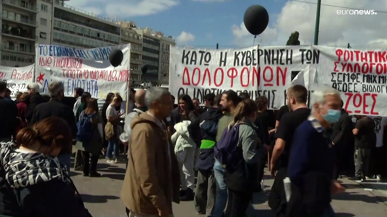 Proteste nach Zugunglück mit 57 Toten und die Frage nach dem Warum