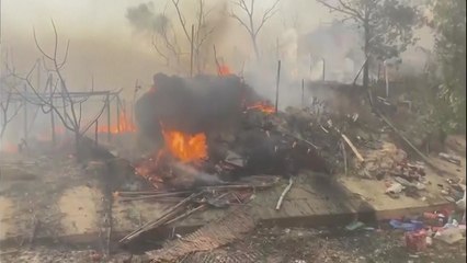 방글라데시 로힝야족 난민 캠프에서 대형화재 / YTN