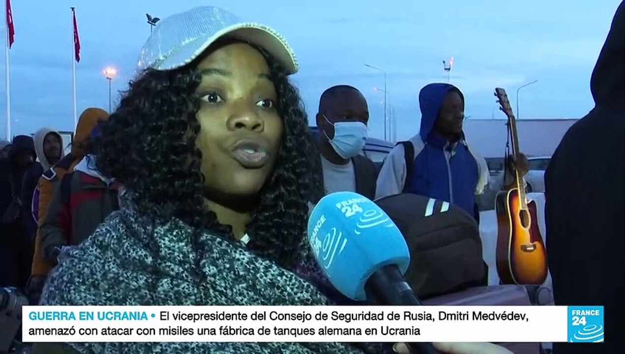 Migrantes subsaharianos huyen de Túnez en un clima de ataques racistas