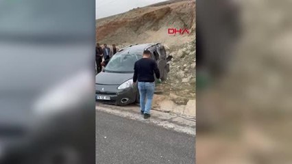 SİİRT'TE HAFİF TİCARİ ARAÇ TAKLA ATTI: 1 YARALI