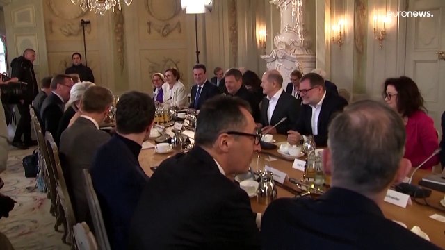 شولتز: عواقب إذا أرسلت الصين أسلحة إلى روسيا وفون دير لاين تقول لا دليل لدينا على ذلك