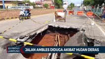 Jalan Ambles Sedalam 4 Meter di Lampung Utara Diduga akibat Hujan Deras