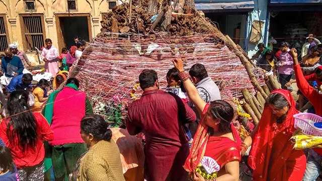 Holika Dahan 2023: होलिका दहन पर क्या करना चाहिए क्या नहीं | Holika Dahan Par kya kare kya Nahi |