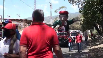 Chavez’in hayatını kaybedişinin 10’uncu yılında binler yürüdü