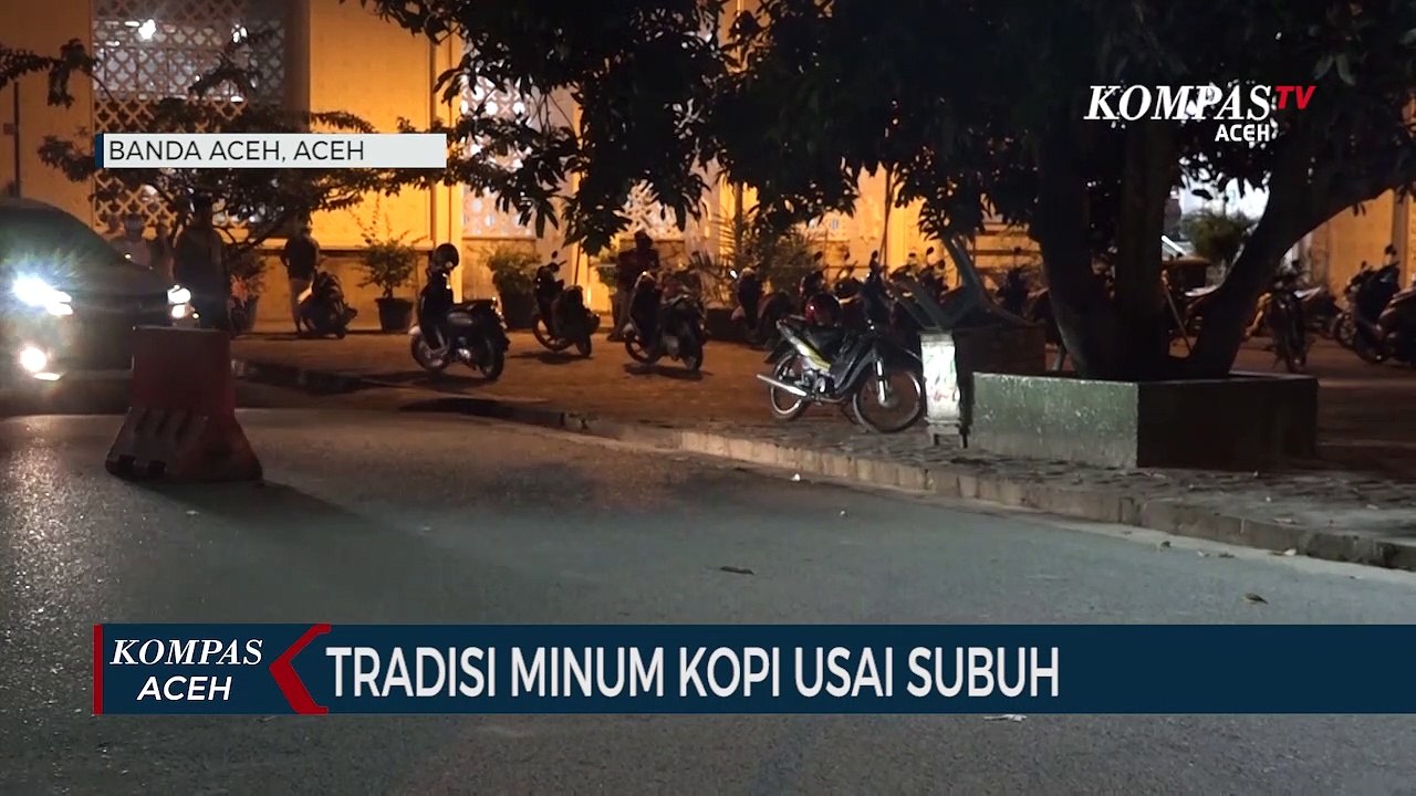Tradisi Minum Kopi Usai Subuh dan Sebelum Berangkat Bekerja