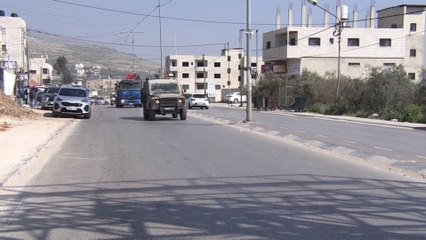 إعادة فتح المحال التجارية في بلدة حوارة بالضفة الغربية