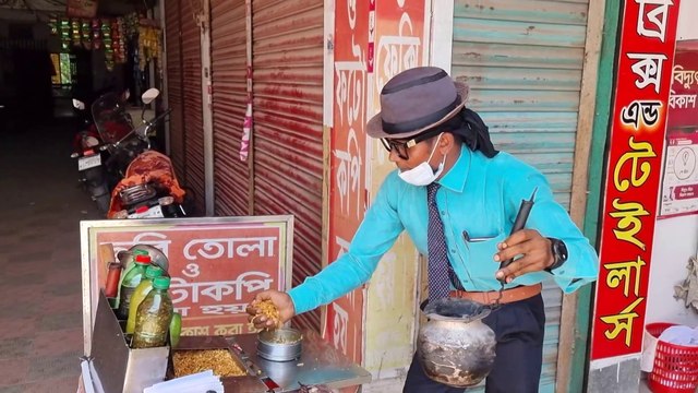 Smart Michael Jackson Chanachur Wala of Bangladesh Smart Chanachur Wala Bangladeshi Street Food