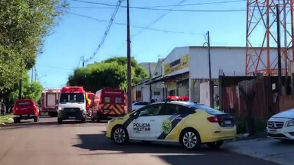 Em surto, homem sobe em torre no Alto Alegre e ameaça se jogar