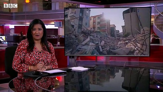 Turkey-Syria earthquakes survivors living on the streets one month on - BBC News