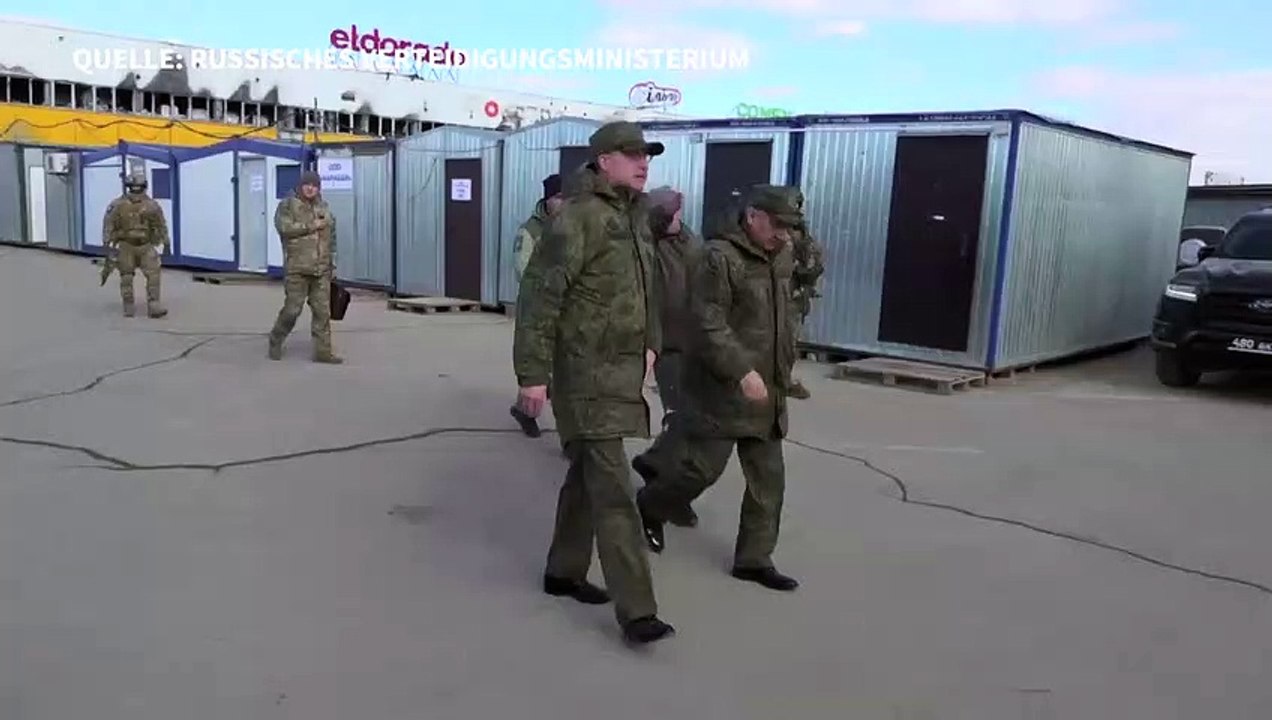 Schoigu besucht offenbar eroberte ukrainische Stadt Mariupol