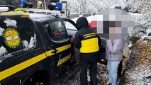 Bus bloccato sull'Etna per la neve, 50 turisti soccorsi dalla guardia di finanza