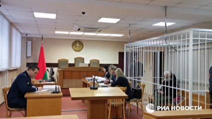 Tribunal bielorruso condena a Bialiatski, Nobel de la Paz, a 10 años de cárcel