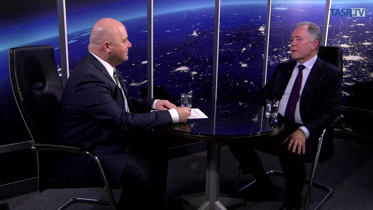 DEMEŠ: Tradíciu prvej prezidentskej cesty do Čiech založil už M. Kováč