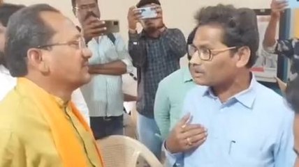 ಯಾದಗಿರಿ: ಸಚಿವರ ಎದುರೆ ಬಿಜೆಪಿ ಕಾರ್ಯಕರ್ತರ ಅಸಮಧಾನ !