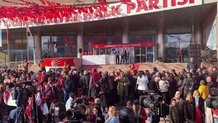 Cumhuriyet Halk Partisi Önünde hazırlıklar sürüyor