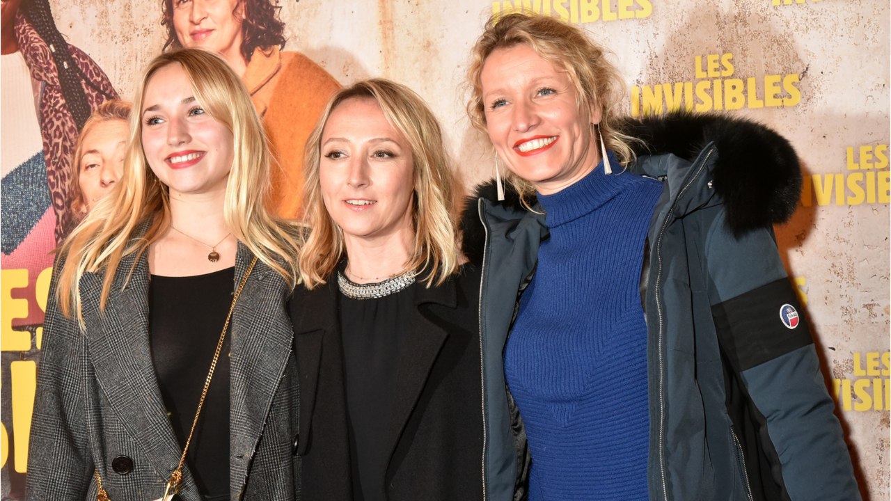 GALA VIDEO - « Un rêve inimaginable " : Alexandra Lamy enfin réunie à l’écran avec Chloé Jouannet et Audrey Lamy