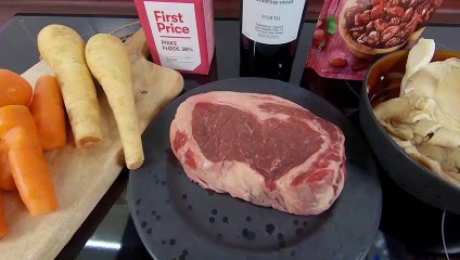 Steak with Creamy Oyster Mushrooms
