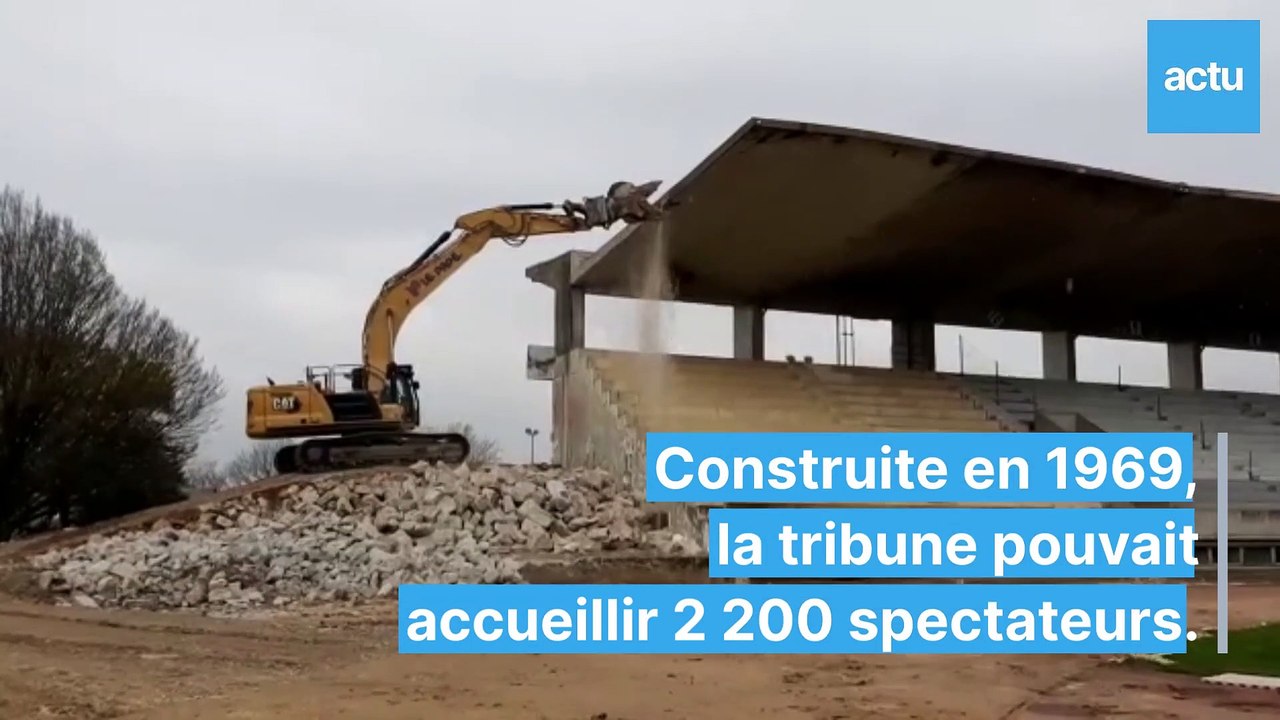 Quimper : démolition de la tribune de Penvillers