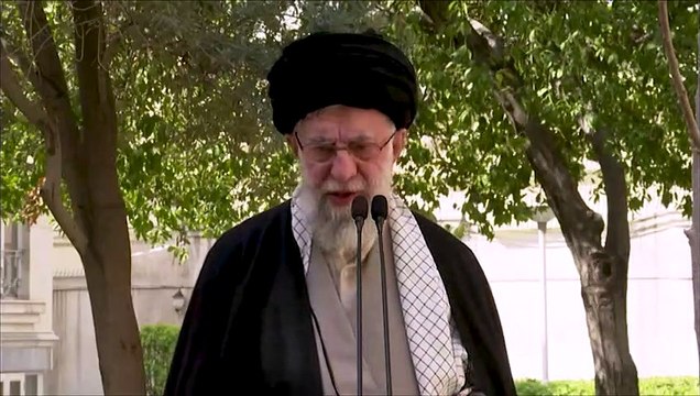 Jamenei reclama penas severas contra autores de envenenamientos en Irán